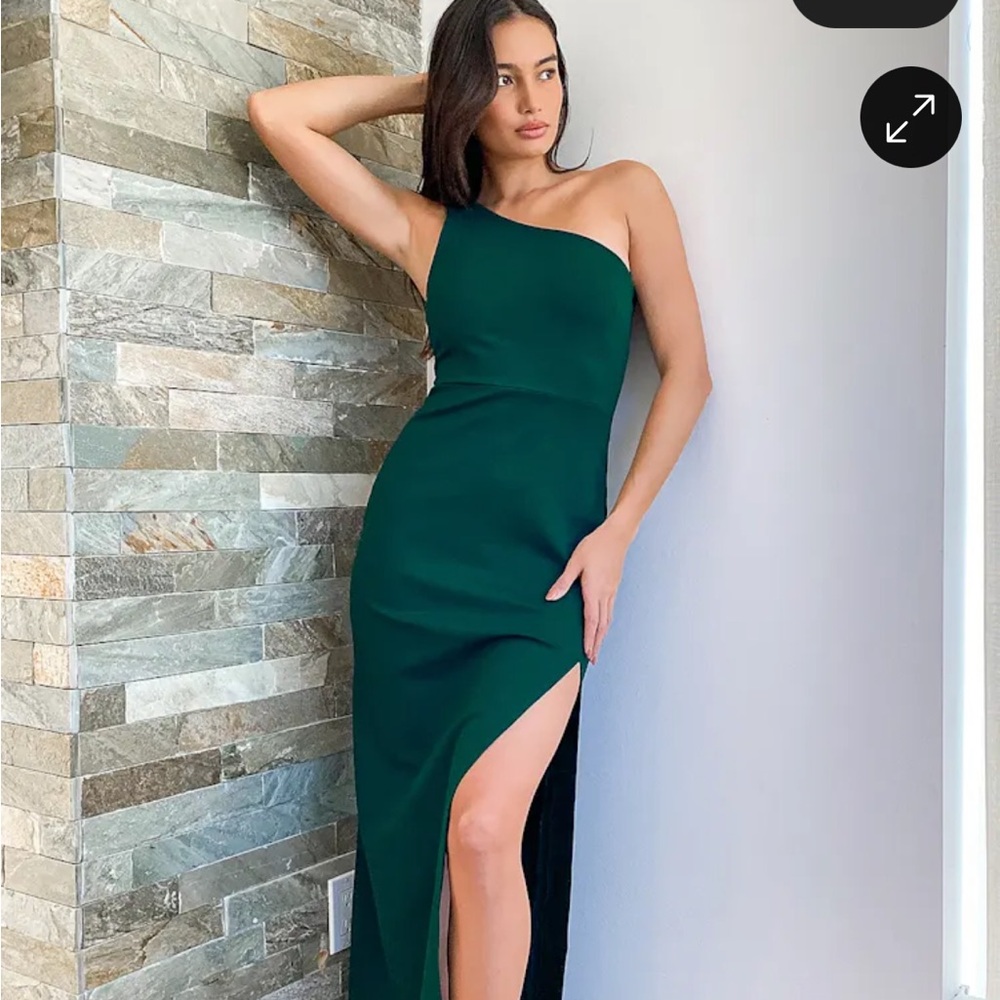 Lulu's Chic One-Shoulder Green Dress